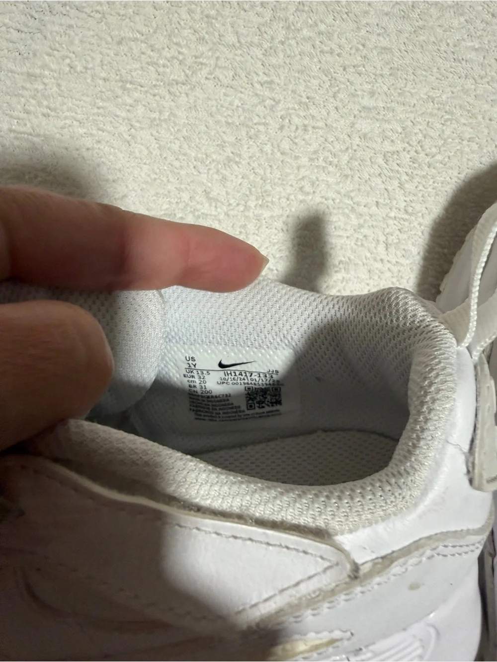 Nike Kids White Air Max Style Sneakers